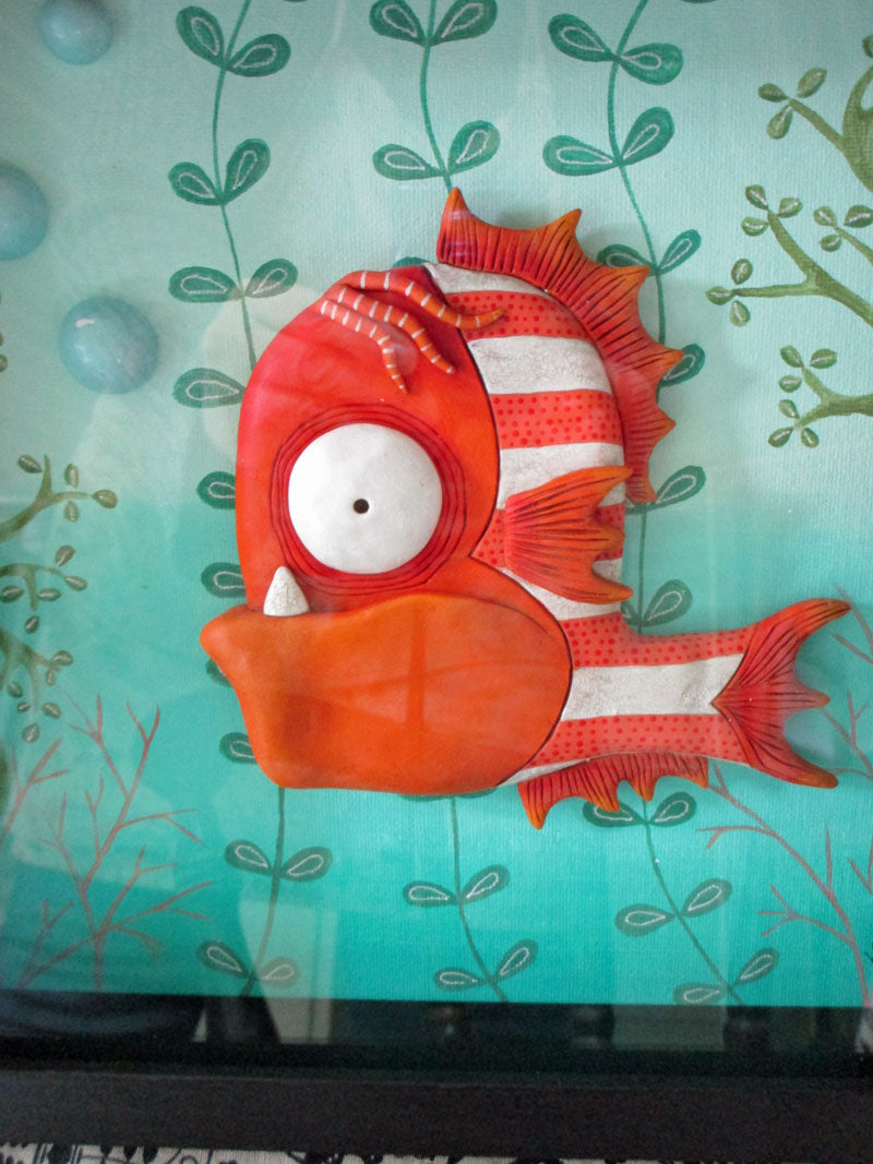 Sculpted FISH in shadow box with ocean scenery SUMMER folk art