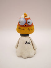 Halloween folk art small candy corn ghost ("Boo!)