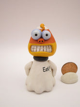 Halloween folk art small candy corn ghost "Eek!"