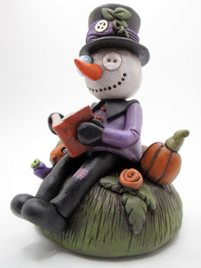 Halloween SNOWMAN scene reading Halloween stories - detailed Christmas too?