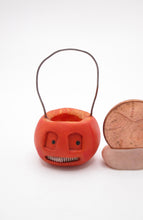 Mini Halloween pumpkin bucket with toothy grin