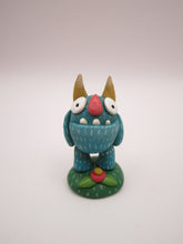 Mini Monster folk art cute!