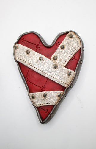 Valentine wall heart red with crackled wrap and metal buttons misc