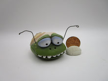 Shell MONSTER green and beige with wacky teeth