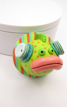 Colorful mounted fish head magnet 2 inch round with strong magnet misc