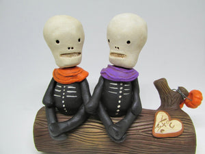 Halloween folk art Skelly Skeletons in LOVE adorable!